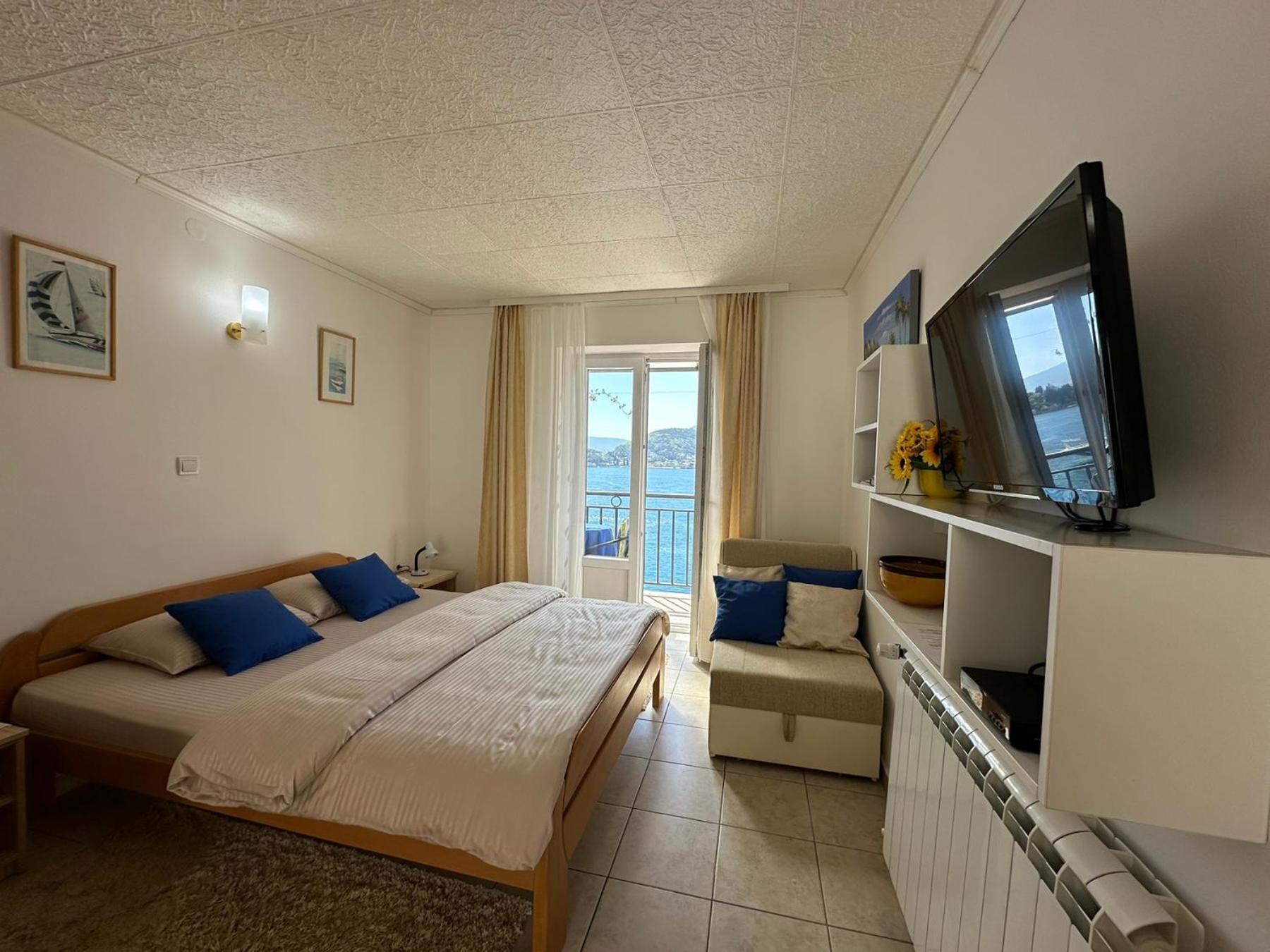 Apartments Okuka Tivat Buitenkant foto